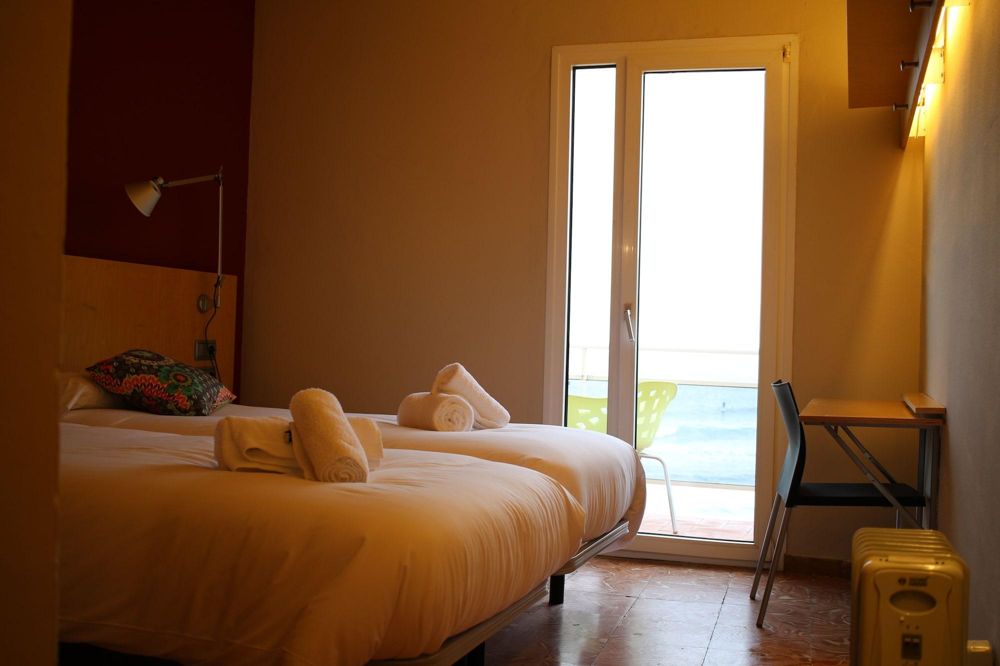 Hostal La Fosca Паламос Экстерьер фото