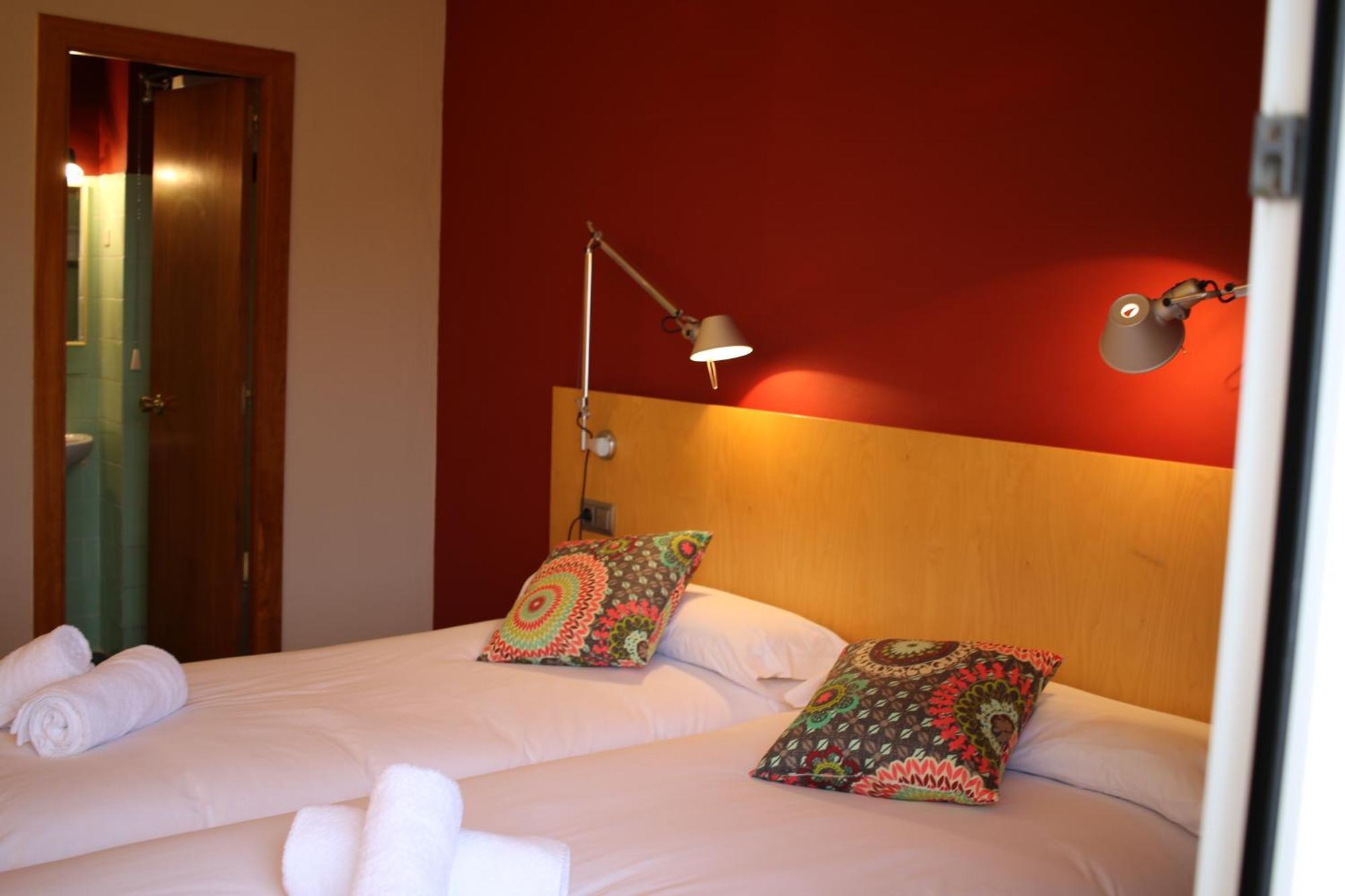 Hostal La Fosca Паламос Экстерьер фото