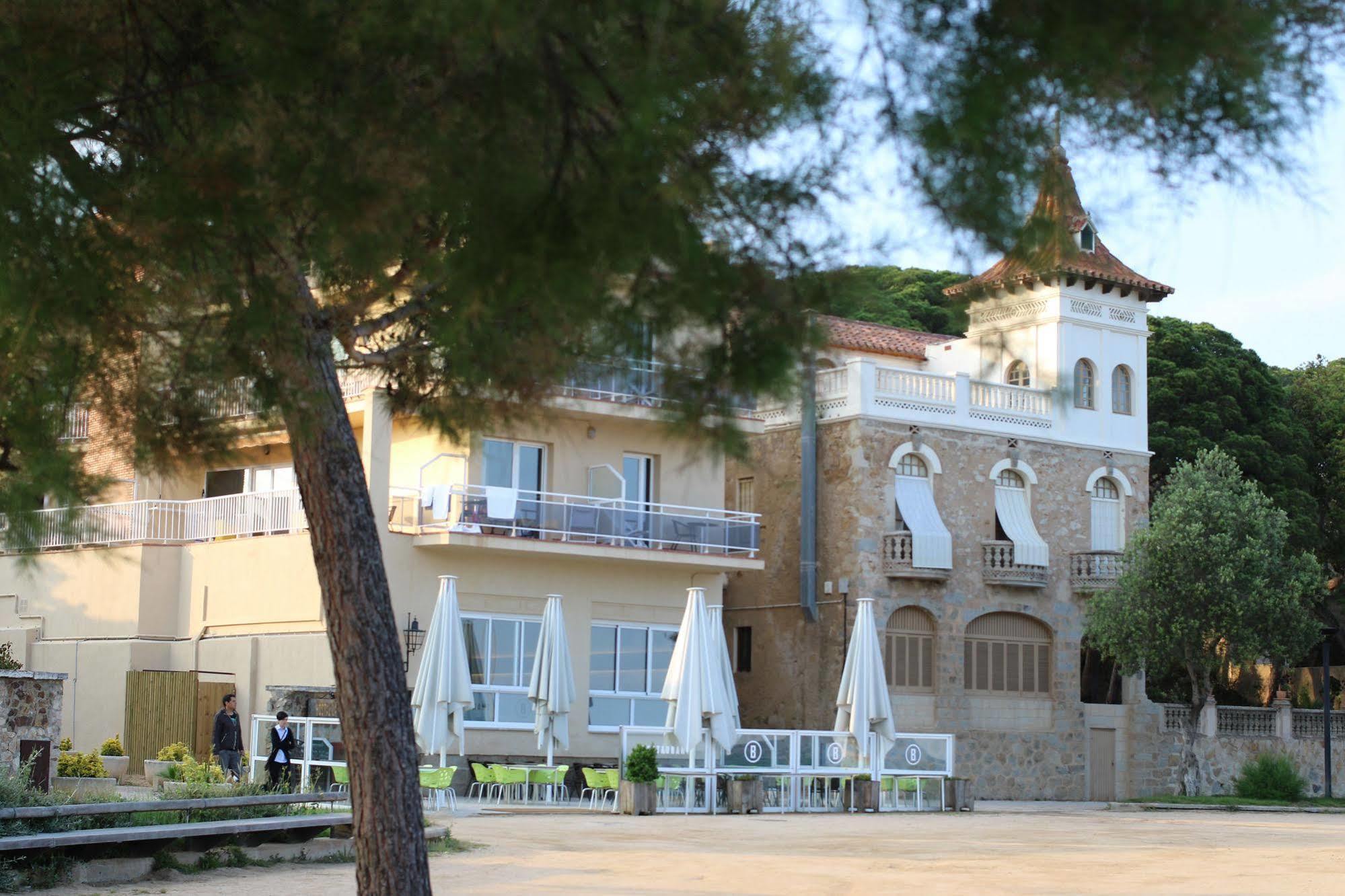 Hostal La Fosca Паламос Экстерьер фото