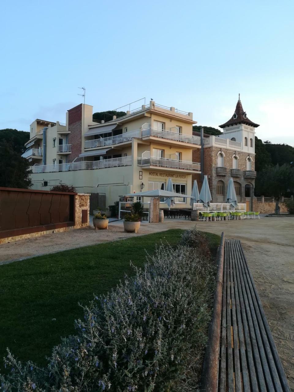 Hostal La Fosca Паламос Экстерьер фото